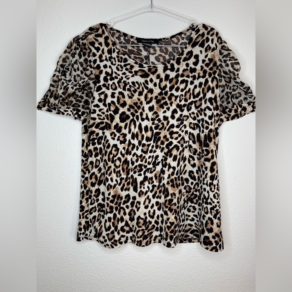 Adele & May Animal Print Short Sleeve Rushing Top Size Medium - Picture 6 of 11